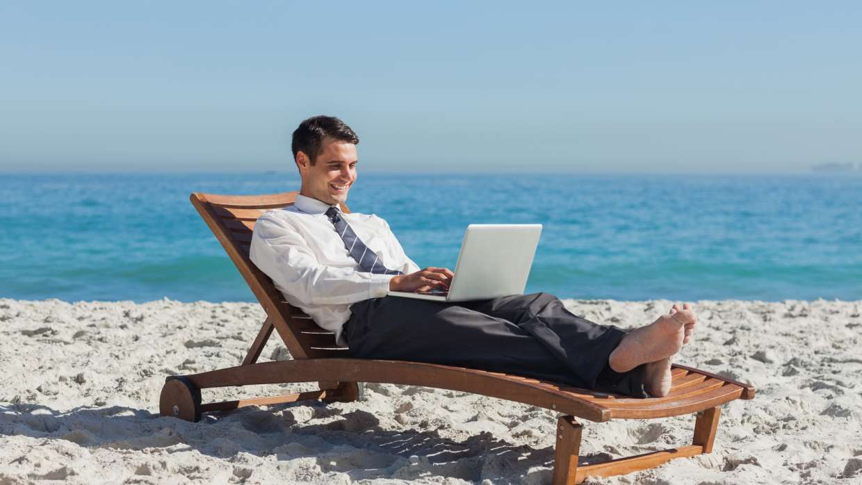 How Setting Up A Workplace at Remote Location with Employees Is A Good Idea?